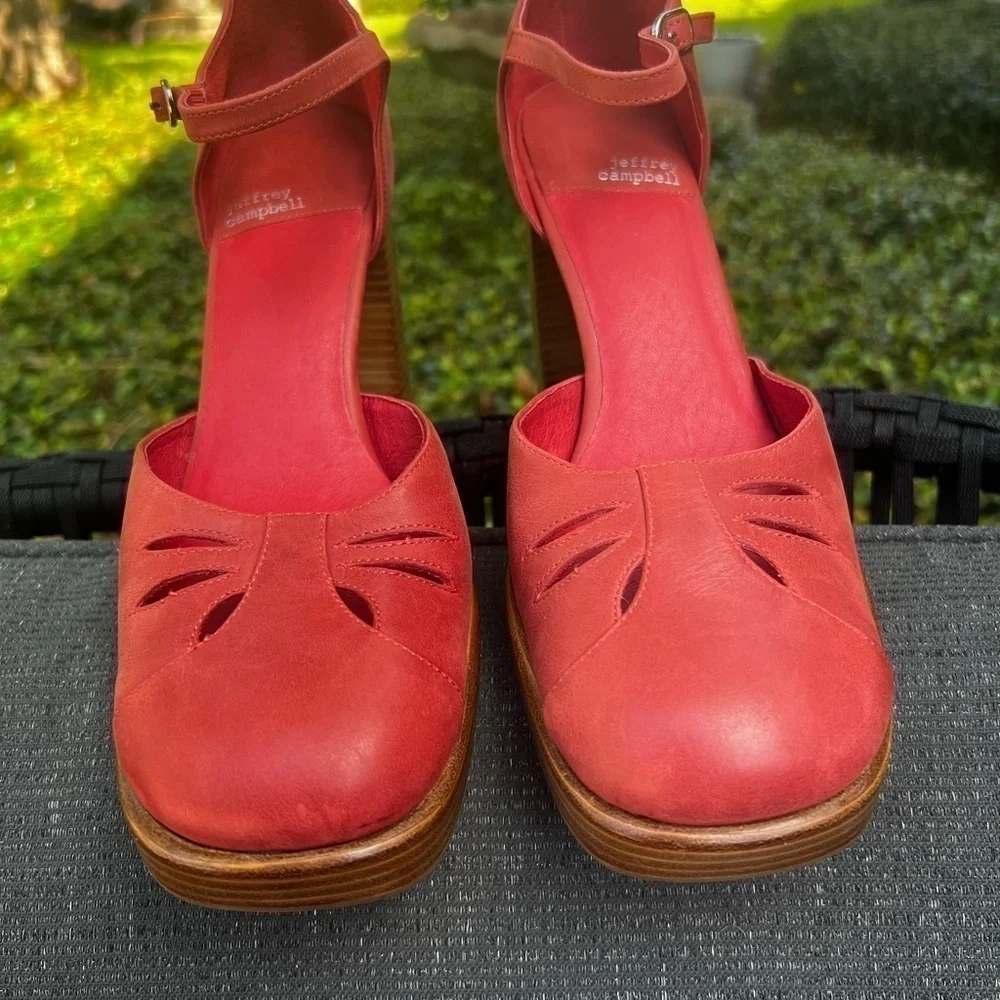 โถ๏ธ Jeffrey Campbellโ๏ธ Star Man Pump Size 10 Red - Picture 7 of 17